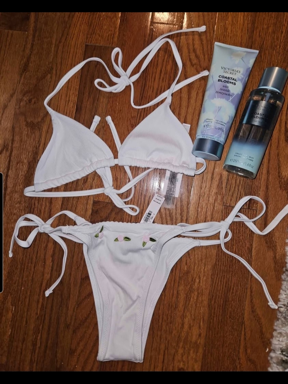 Vs PINK White Ribbed Triangle Bikini & New Lotion & Spray Set.